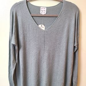 Long sleeve V neck blouse